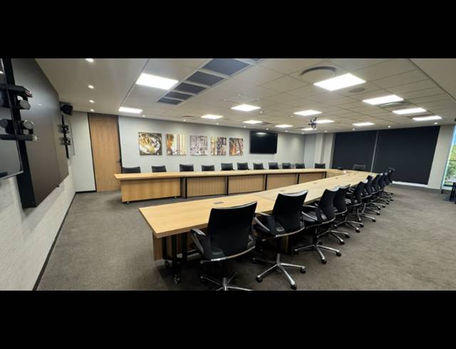 4,486M² OFFICE TO LET IN ROSEBANK